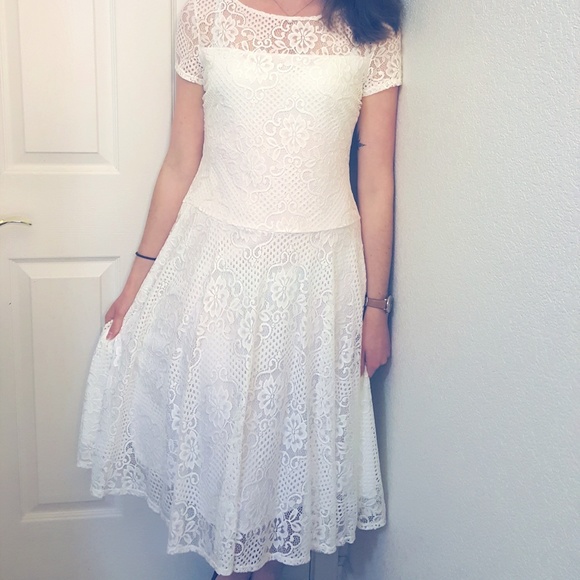 white flowy knee length dress